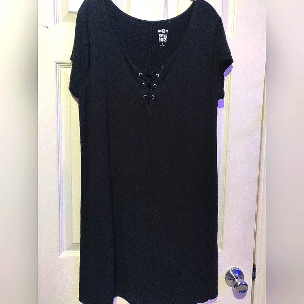BLACK SWING DRESS